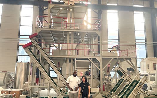 chicken feed production line case